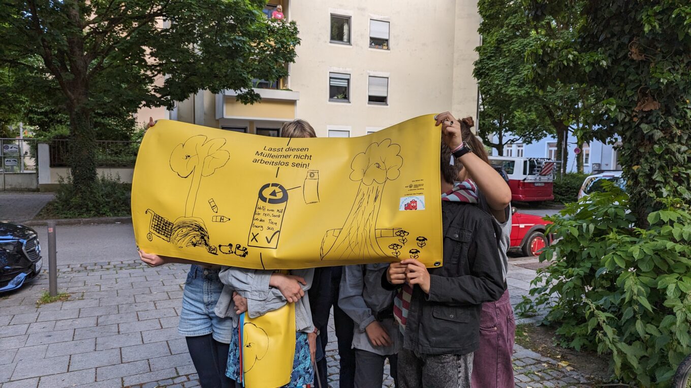 Warum (manche) Mülleimer in Sendling bunt sind